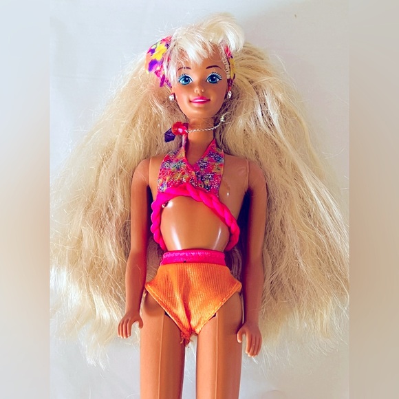 Barbie Other - Vintage glitter beach barbie